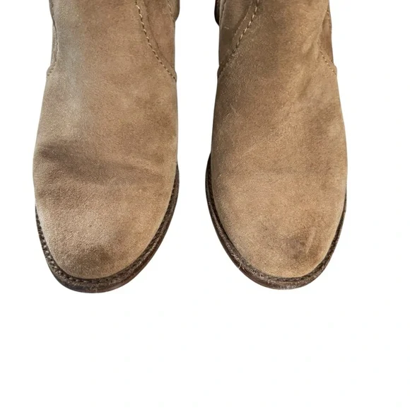 Women’s UGG Size 9 Suede Camel Colored Leahy Booties w Side Zip & Buckle - Picture 3 of 10